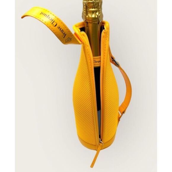Veuve Clicquot Champagne Orange Insulated Bottle Jacket Sleeve Zip 750 ml Cozy - Picture 5 of 5
